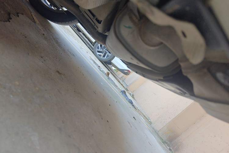 Used BMW 5 Series 2020 525Li M Sport Package Chassis Front Left