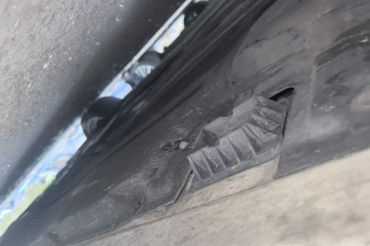 Used BMW 5 Series 2020 525i M Sport Package Chassis Front Left