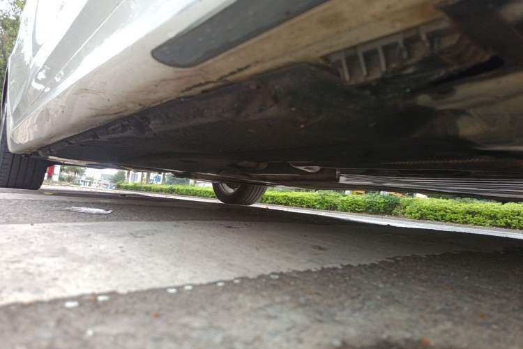 Used BMW 5 Series 2020 525Li M Sport Package Chassis Front Right