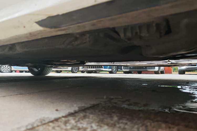 Used BMW 5 Series 2020 525Li M Sport Package Chassis Front Right