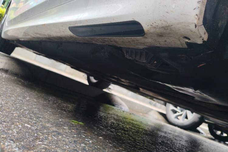 Used BMW 5 Series 2020 525Li M Sport Package Chassis Front Right