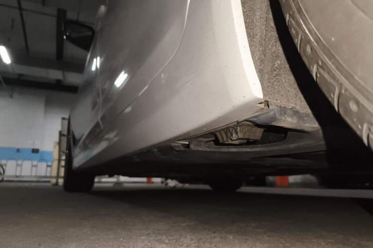 Used BMW 5 Series 2020 525Li Luxury Package Chassis Rear Left