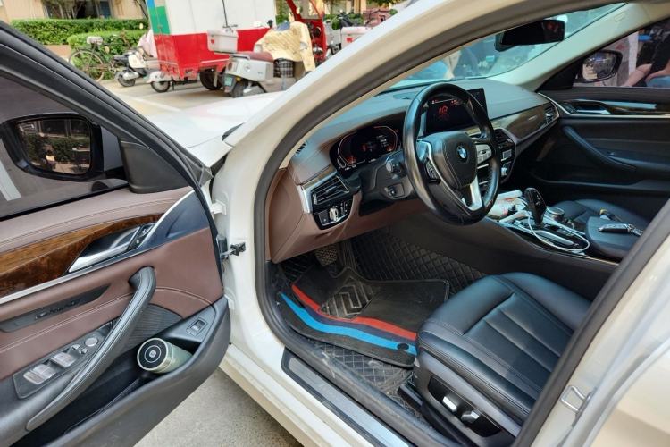 Used BMW 5 Series 2020 525Li Luxury Package Driver Seat