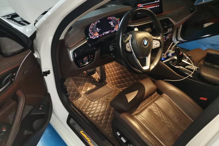 Used BMW 5 Series 2020 530Li Luxury Edition Premium Package Driver Seat