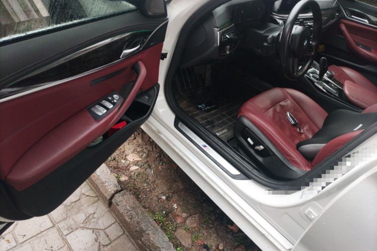 Used BMW 5 Series 2020 530Li Luxury Edition M Sport Package Driver Seat