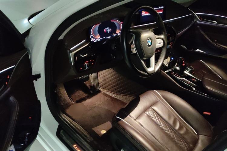 Used BMW 5 Series 2020 530Li Leading Edition Luxury Package Driver Seat