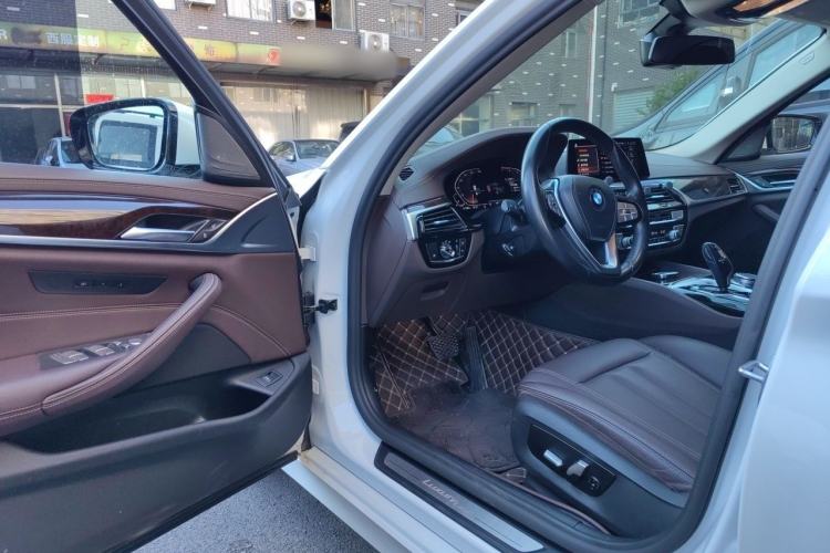 Used BMW 5 Series 2020 525Li Luxury Package Driver Seat