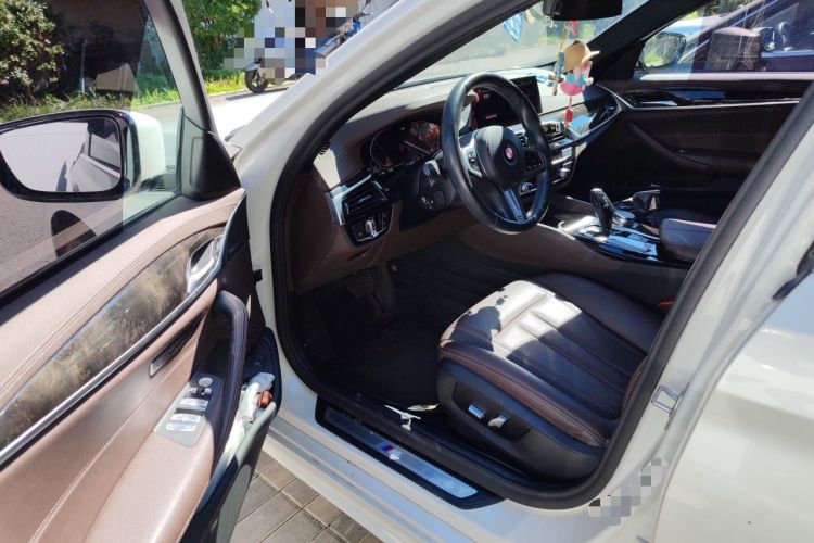 Used BMW 5 Series 2020 525Li M Sport Package Driver Seat