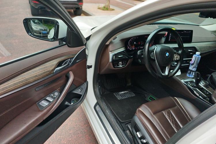 Used BMW 5 Series 2020 530Li Leading Edition Luxury Package Driver Seat