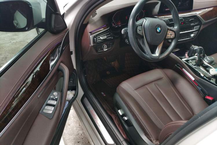 Used BMW 5 Series 2020 525Li Luxury Package Driver Seat