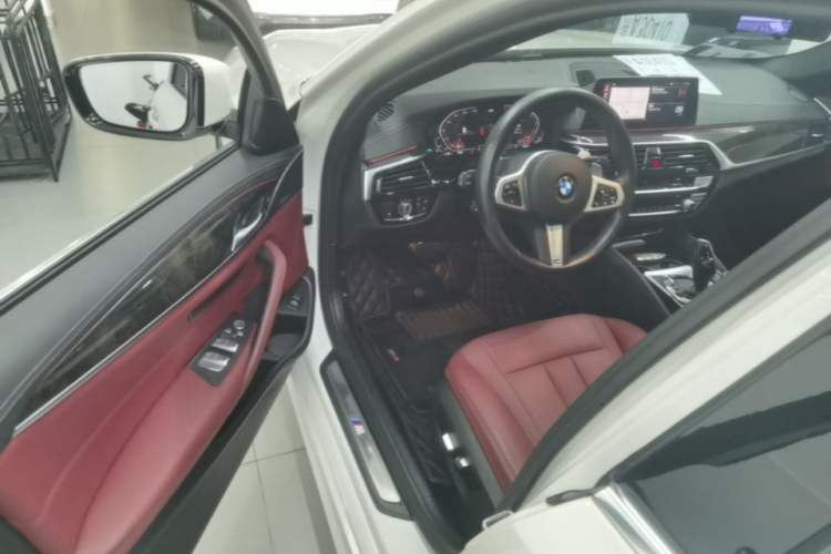 Used BMW 5 Series 2020 530Li xDrive M Sport Package Driver Seat