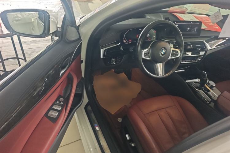 Used BMW 5 Series 2020 530Li Luxury Edition M Sport Package Driver Seat