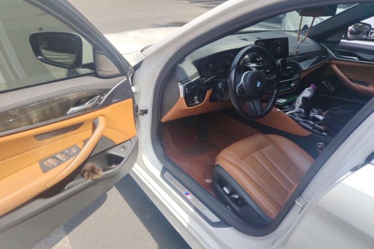Used BMW 5 Series 2020 530Li Leading Model M Sport Package Driver Seat
