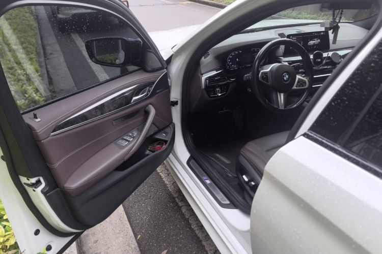 Used BMW 5 Series 2020 525Li M Sport Package Driver Seat