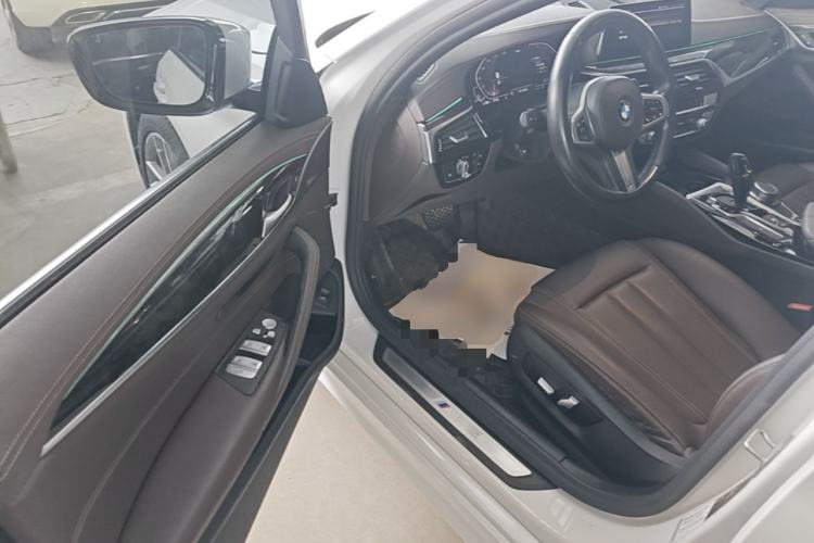 Used BMW 5 Series 2020 525Li M Sport Package Driver Seat