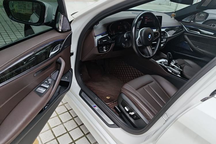 Used BMW 5 Series 2020 525Li M Sport Package Driver Seat