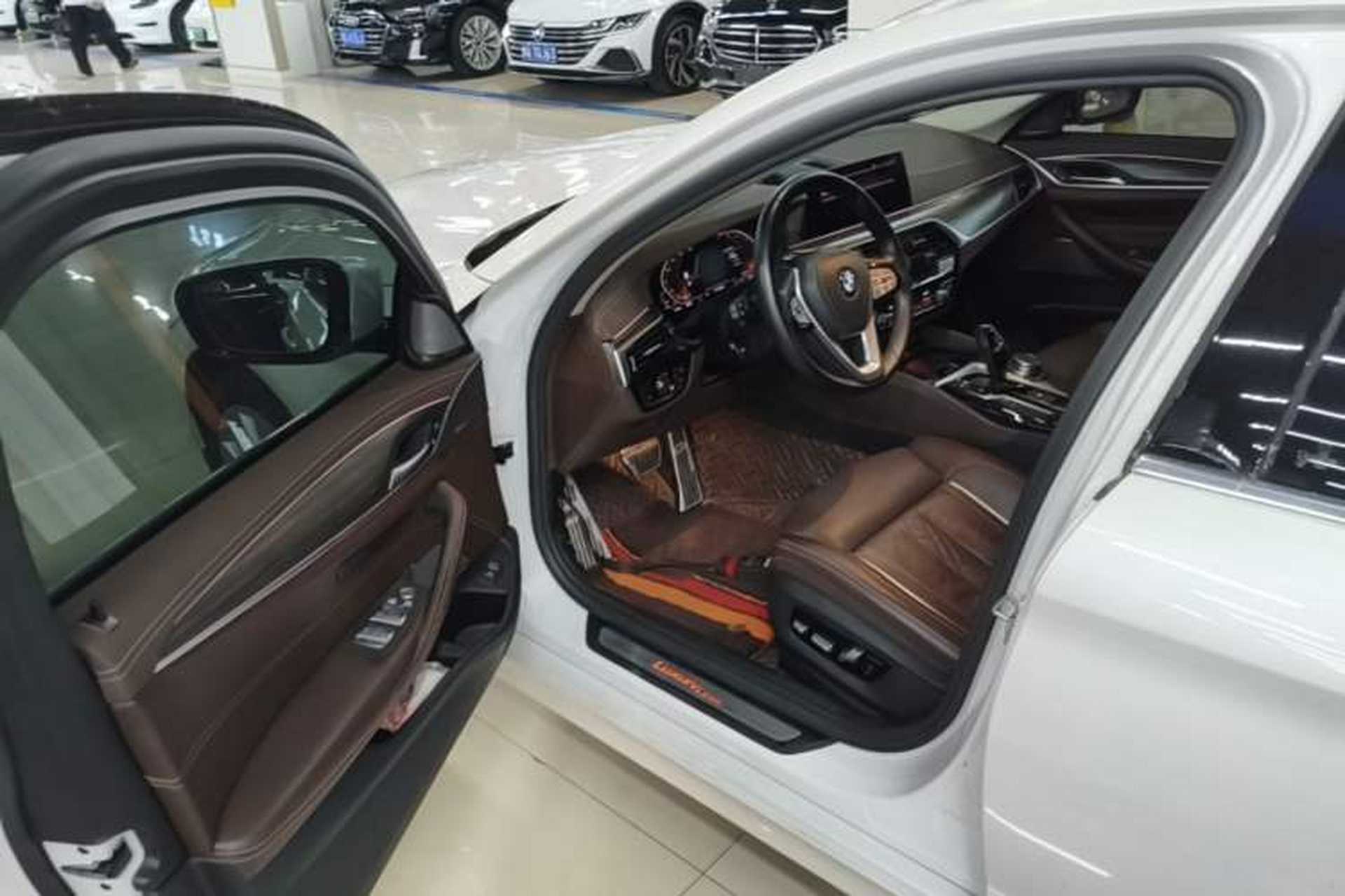 Used BMW 5 Series 2020 530Li Luxury Edition Premium Package Driver Seat