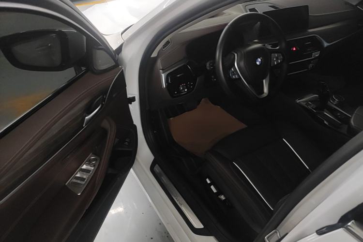 Used BMW 5 Series 2020 530Li Luxury Edition Premium Package Driver Seat