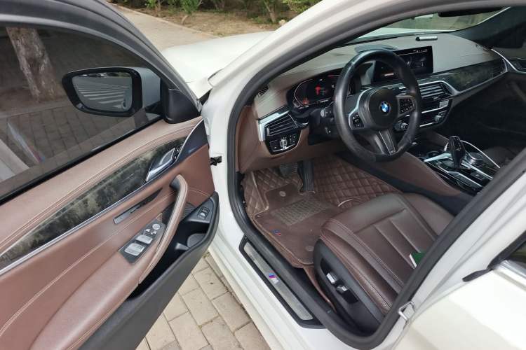 Used BMW 5 Series 2020 525Li M Sport Package Driver Seat