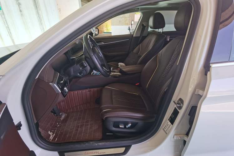 Used BMW 5 Series 2020 530Li Leading Edition Luxury Package Driver Seat