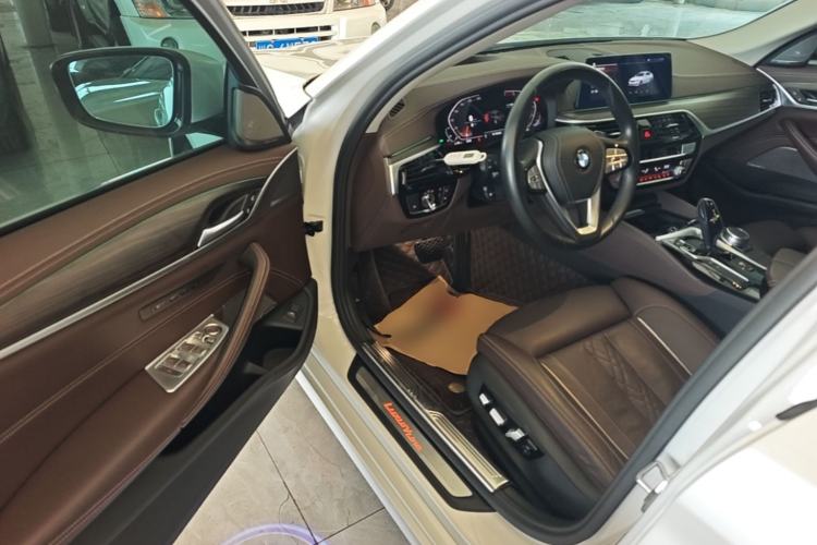 Used BMW 5 Series 2020 530Li Luxury Edition Premium Package Driver Seat
