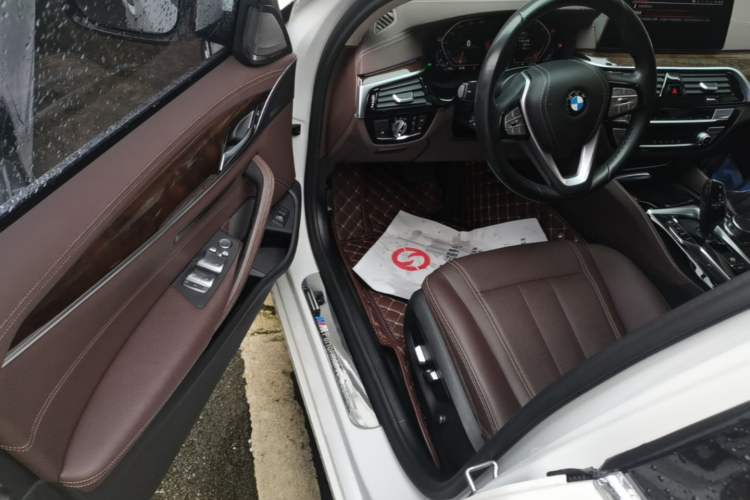 Used BMW 5 Series 2020 525Li Luxury Package Driver Seat
