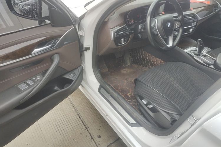 Used BMW 5 Series 2020 525Li Luxury Package Driver Seat