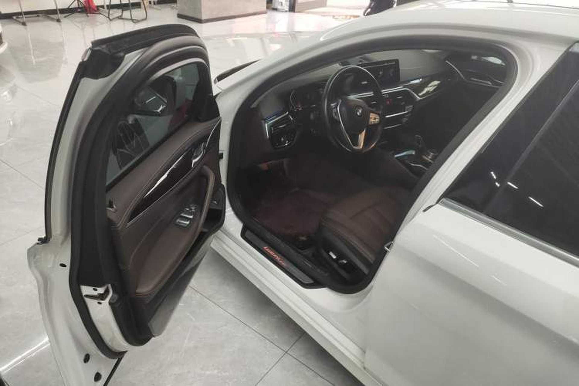 Used BMW 5 Series 2020 525Li Luxury Package Driver Seat