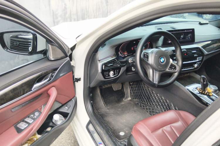 Used BMW 5 Series 2020 530Li Leading Model M Sport Package Driver Seat