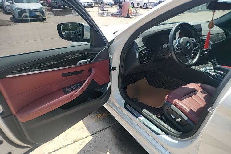 Used BMW 5 Series 2020 530Li xDrive M Sport Package Driver Seat