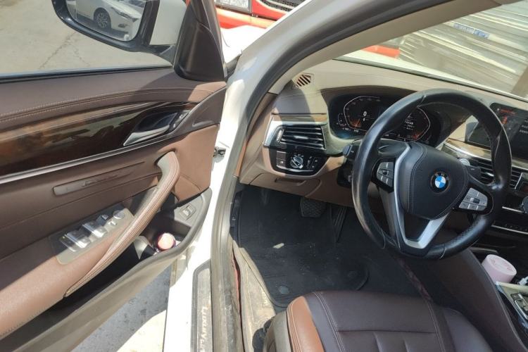 Used BMW 5 Series 2020 525Li Luxury Package Driver Seat