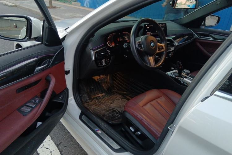 Used BMW 5 Series 2020 530Li Leading Model M Sport Package Driver Seat