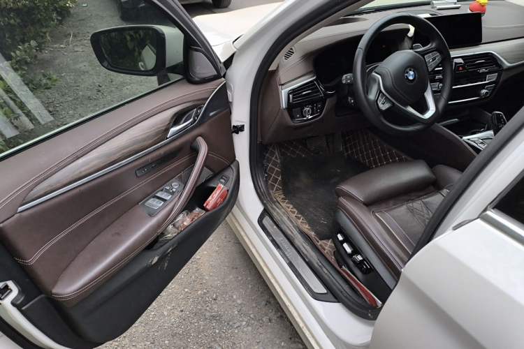 Used BMW 5 Series 2020 530Li Luxury Edition Premium Package Driver Seat
