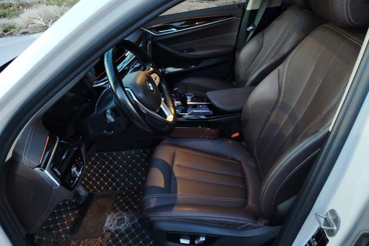 Used BMW 5 Series 2020 525Li Luxury Package Driver Seat