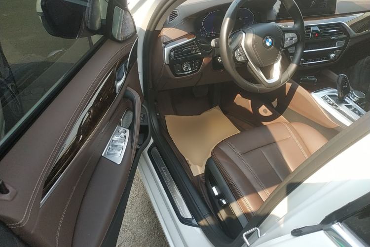 Used BMW 5 Series 2020 525Li Luxury Package Driver Seat