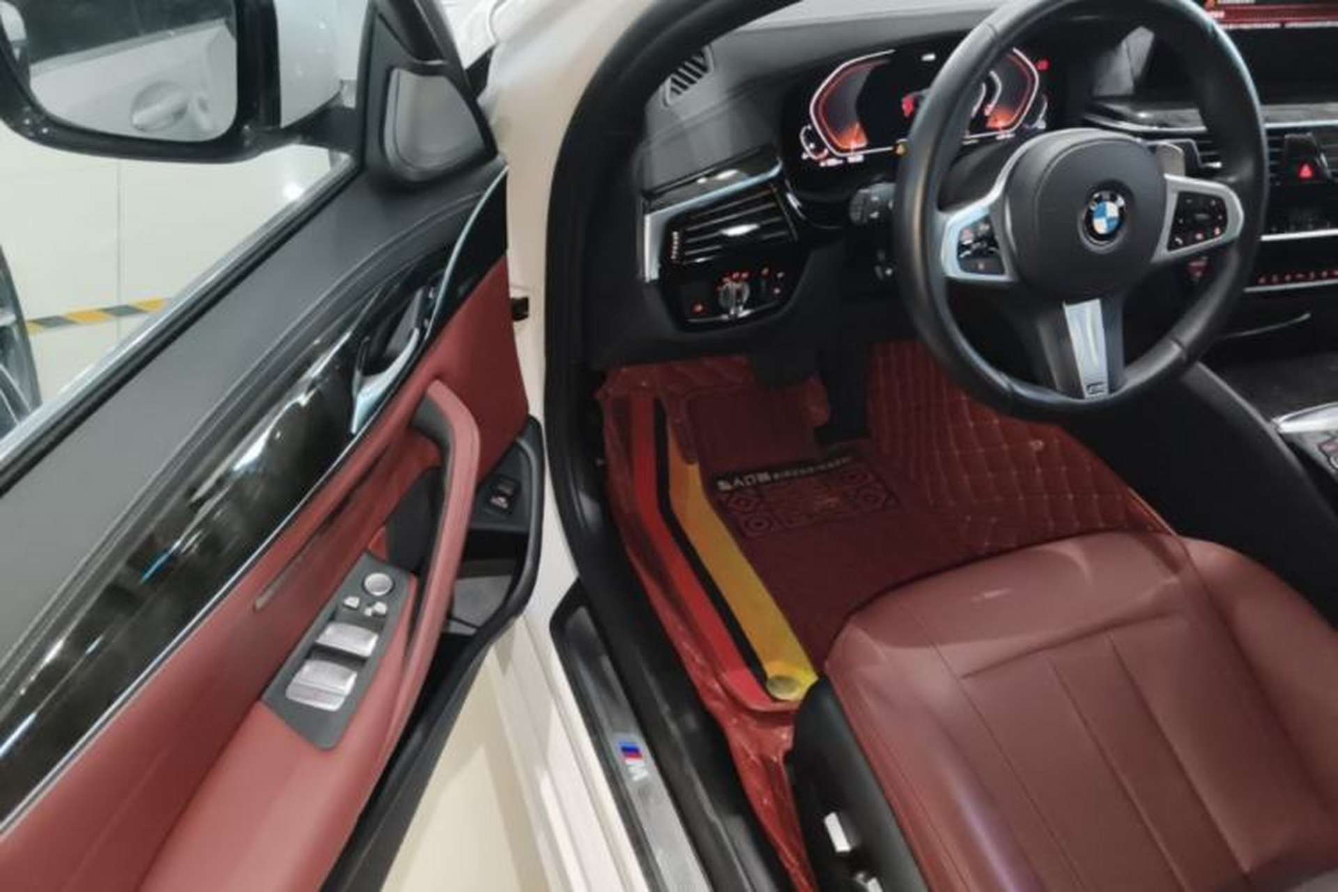 Used BMW 5 Series 2020 530Li Leading Model M Sport Package Driver Seat