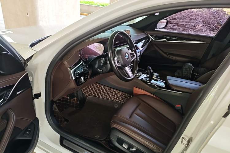 Used BMW 5 Series 2020 525Li M Sport Package Driver Seat