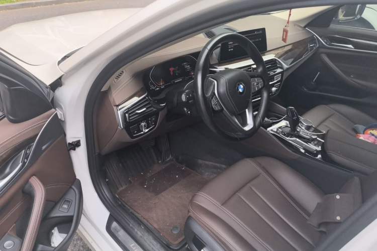 Used BMW 5 Series 2020 525Li Luxury Package Driver Seat