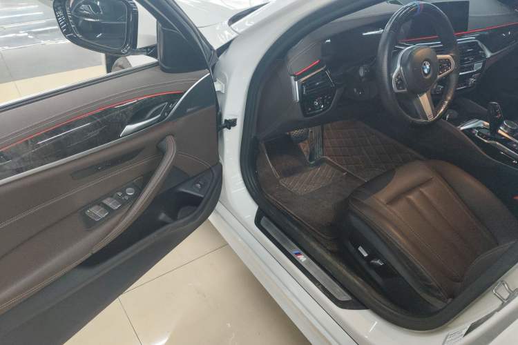 Used BMW 5 Series 2020 525Li M Sport Package Driver Seat