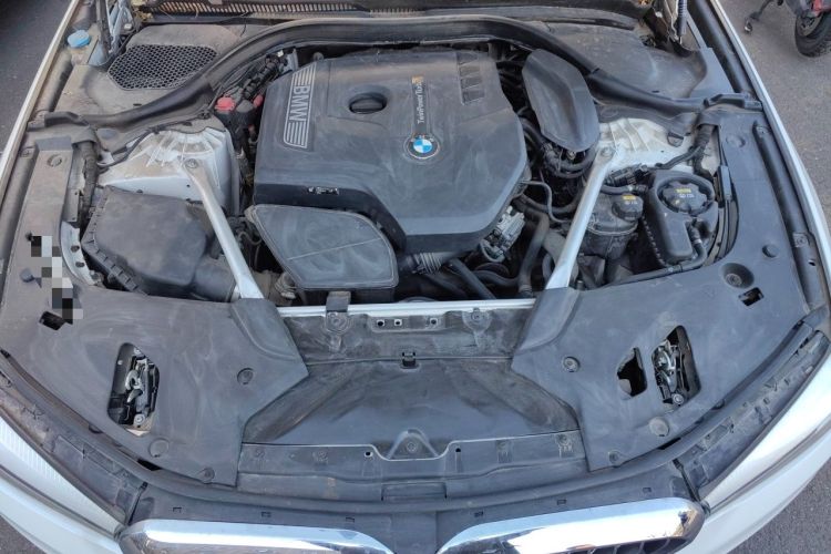 Used BMW 5 Series 2020 525Li Luxury Package Engine Bay