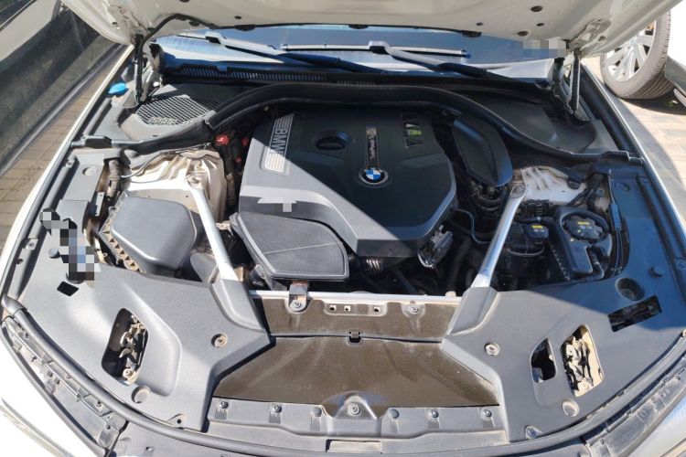 Used BMW 5 Series 2020 525Li M Sport Package Engine Bay
