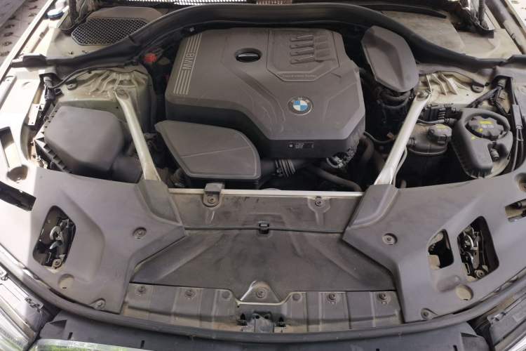 Used BMW 5 Series 2020 530i M Sport Package Engine Bay