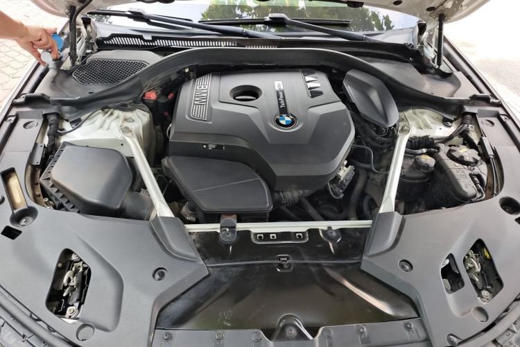 Used BMW 5 Series 2020 525Li M Sport Package Engine Bay