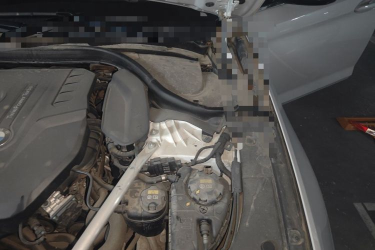 Used BMW 5 Series 2020 525Li Luxury Package Engine Bay Left