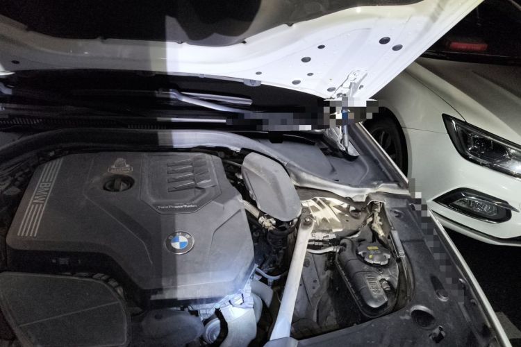 Used BMW 5 Series 2020 525i M Sport Package Engine Bay Left