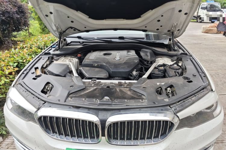 Used BMW 5 Series 2020 525Li Luxury Package Engine Bay