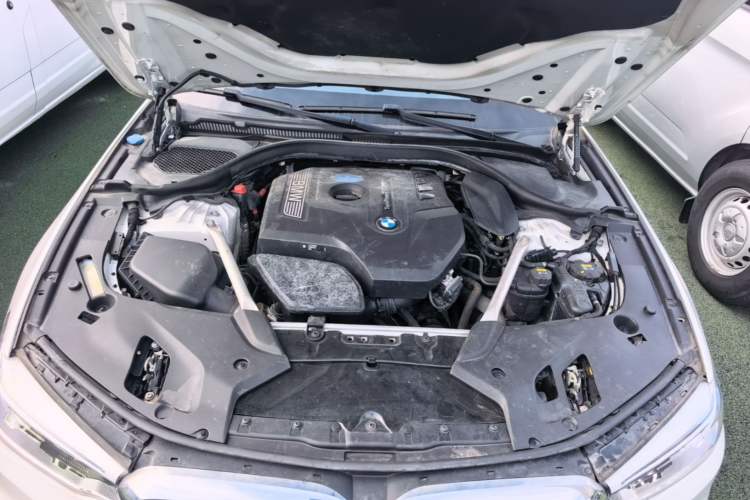 Used BMW 5 Series 2020 530Li Leading Model M Sport Package Engine Bay