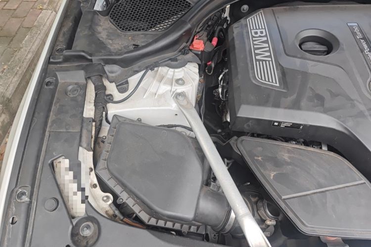 Used BMW 5 Series 2020 530Li Leading Edition Luxury Package Engine Bay Right