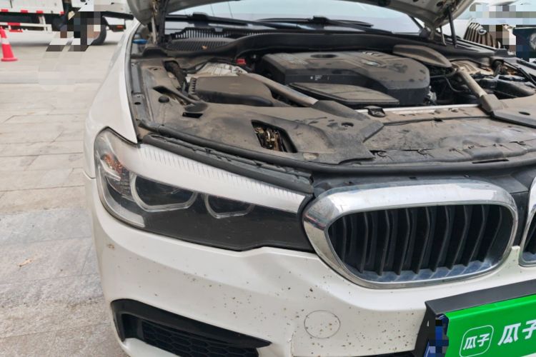 Used BMW 5 Series 2020 525Li M Sport Package Engine Bay Right