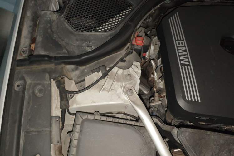 Used BMW 5 Series 2020 530i M Sport Package Engine Bay Right